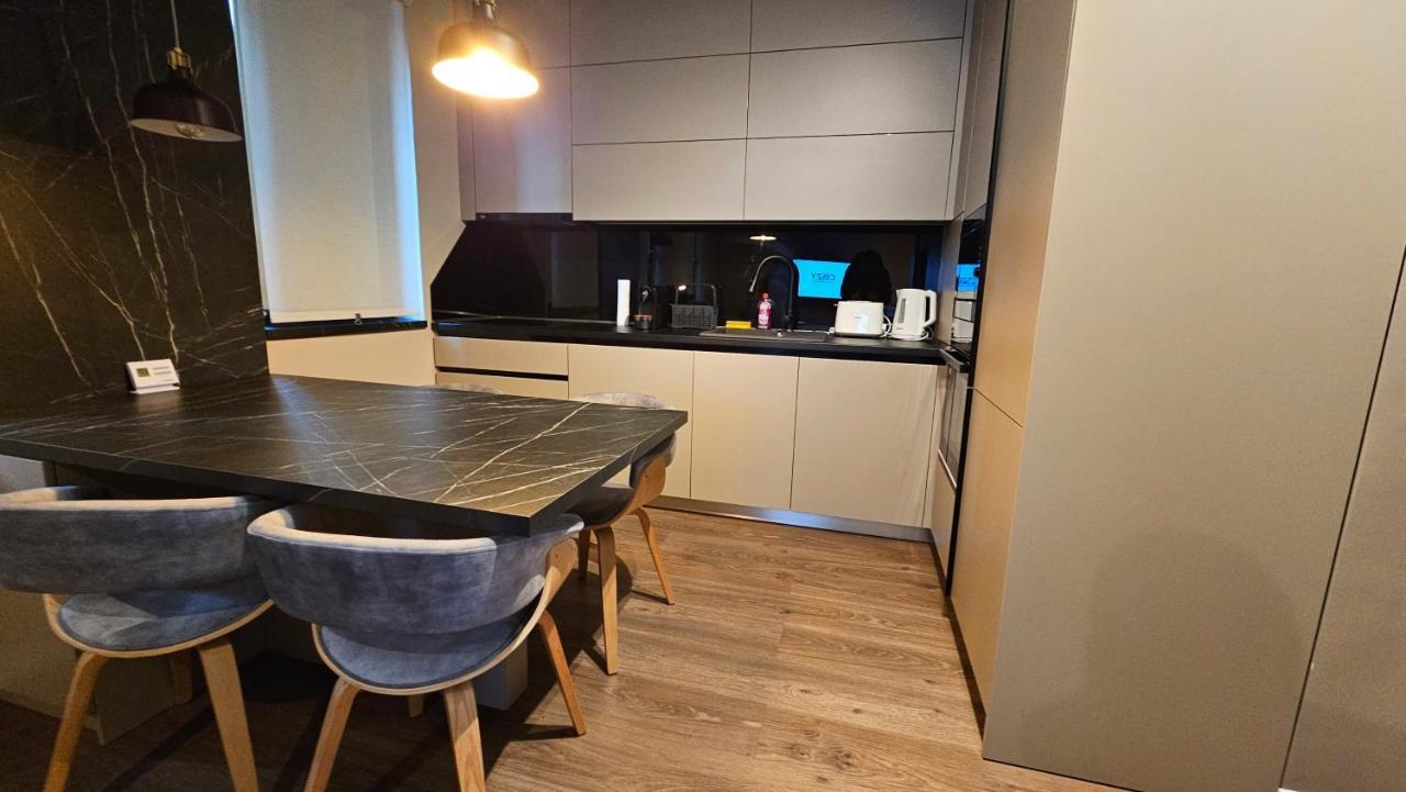 Deluxe Cozy Studios On Central M Eminescu Street #Тыргу-Муреш Экстерьер фото