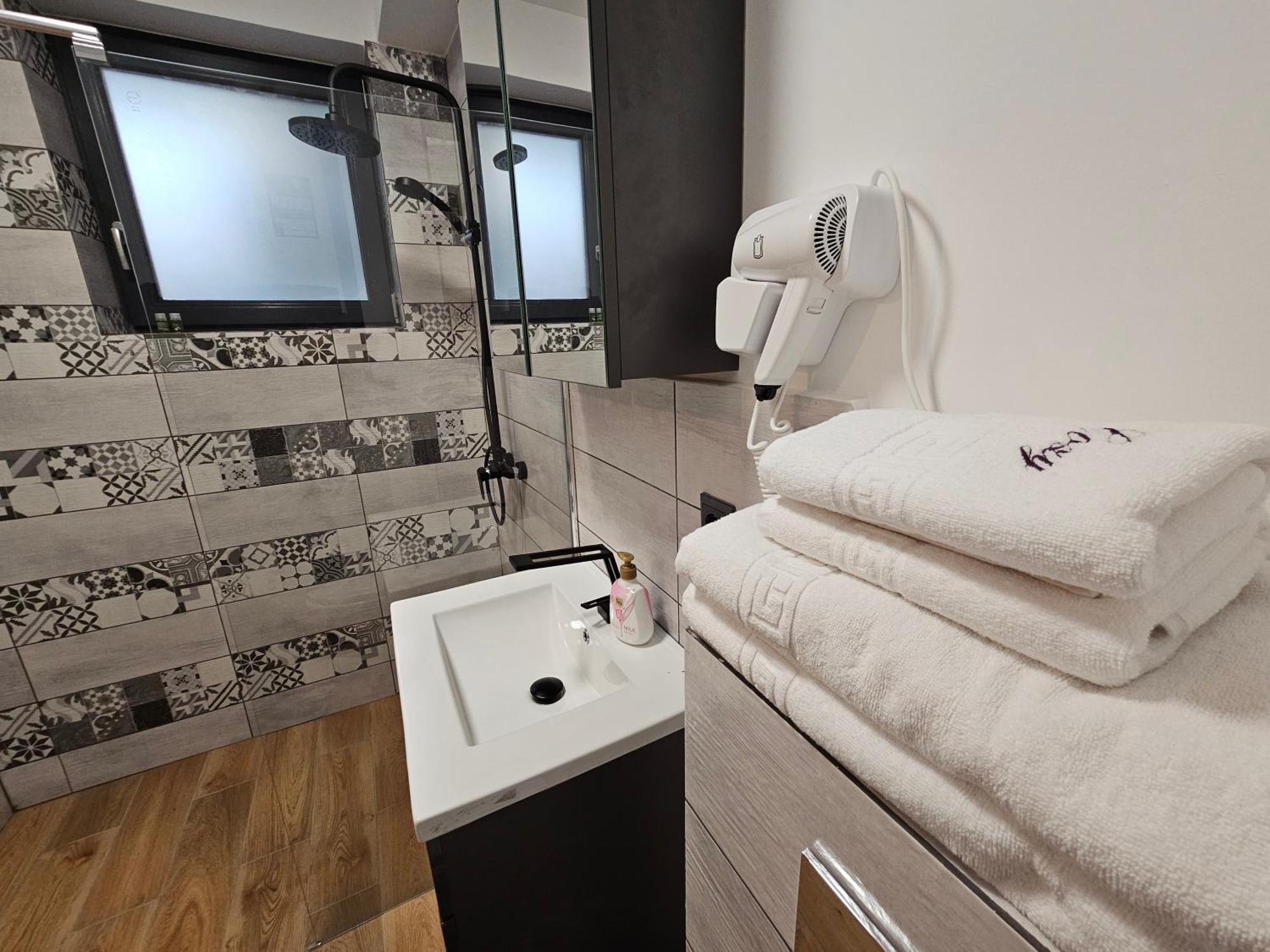 Deluxe Cozy Studios On Central M Eminescu Street #Тыргу-Муреш Экстерьер фото